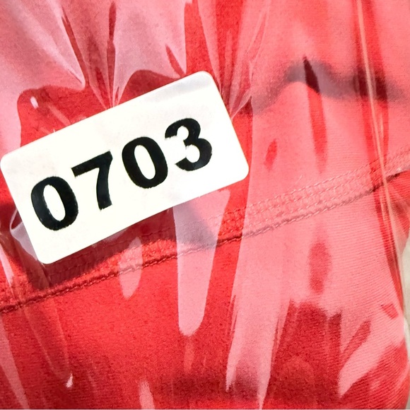 Fabletics Red Leggings - Picture 6 of 7